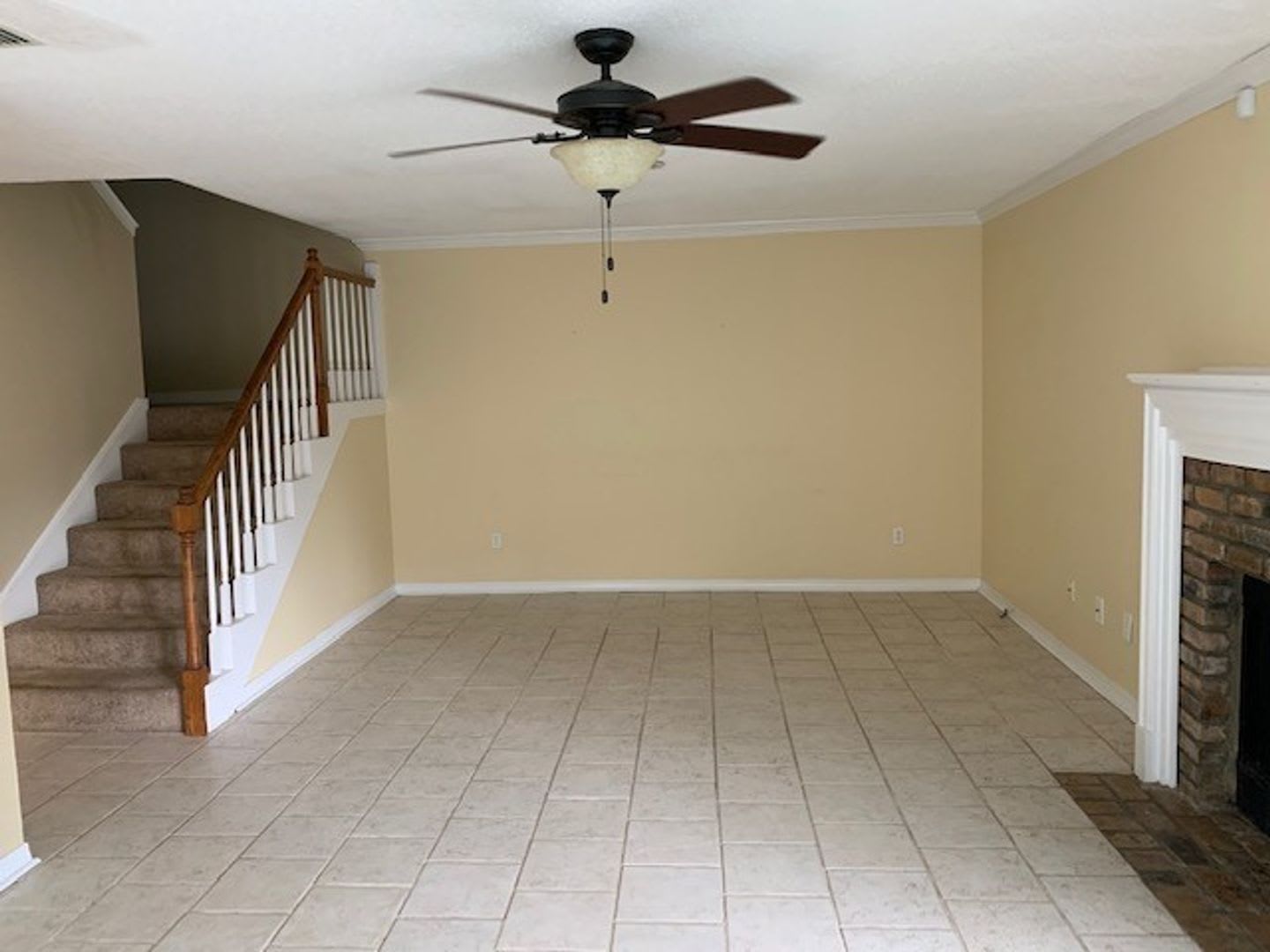 Townhome close to USA campus – photo 5