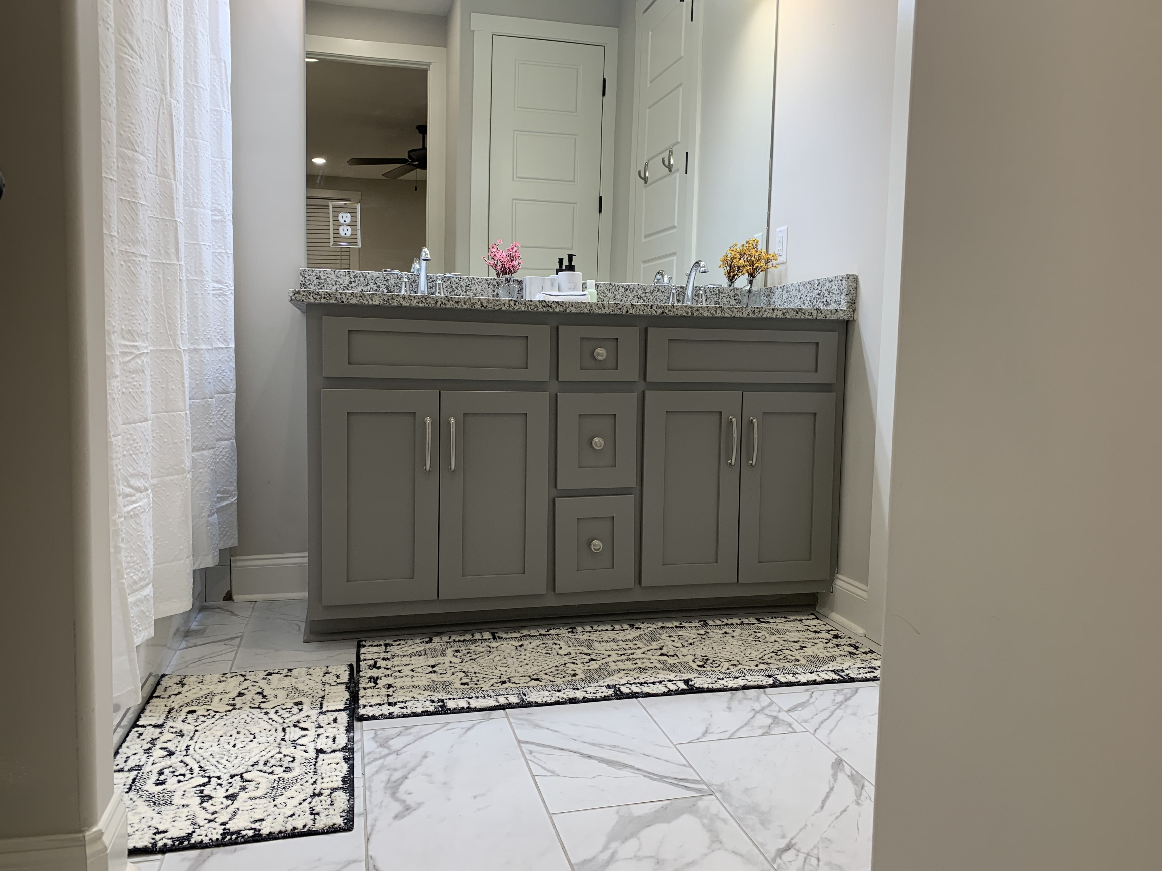 425 Live Oak Drive – photo 2