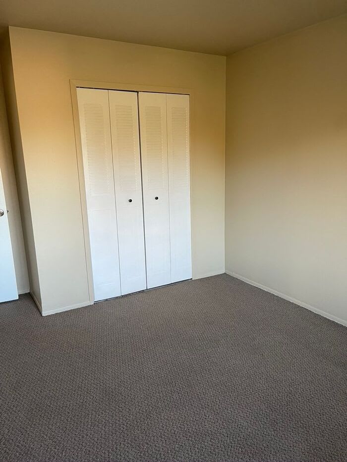 11404 Warren Boulevard – photo 5