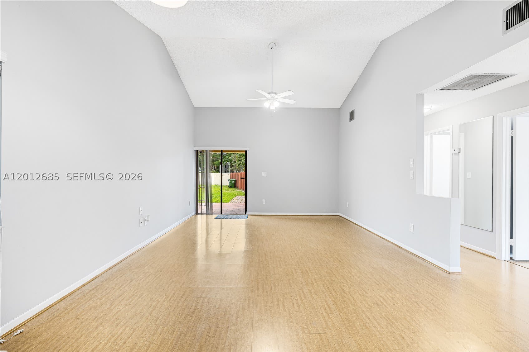 11301 Sw 4Th St – photo 4