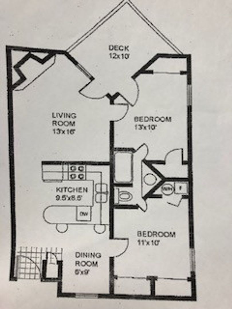 PRICE REDUCTION: Available August 2026 Monthly rent $1,400.00 – photo 2
