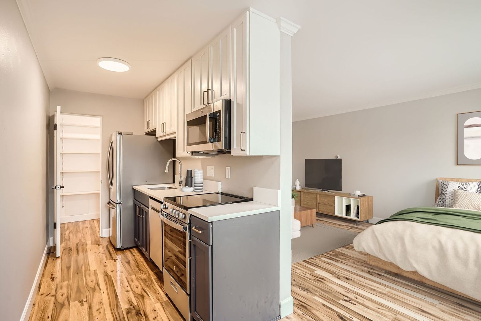 Charming Studio Condo in Platt Park – photo 2