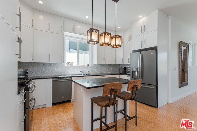 7447 W 81ST St – photo 5