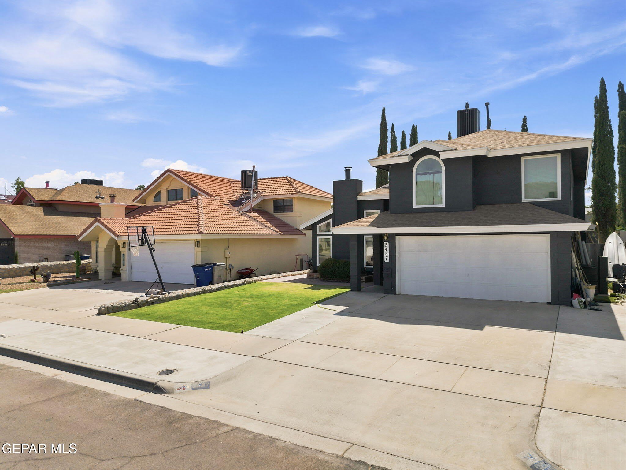 2437 FLETCHER Place – photo 3
