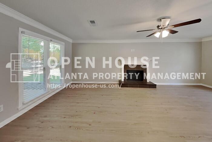2610 Loring Road Northwest – photo 4