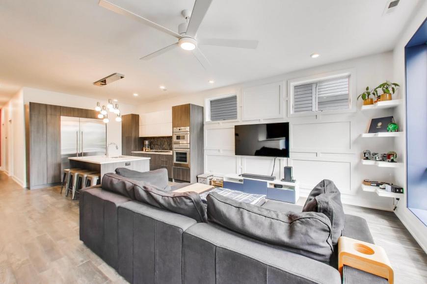3740 N Clifton – photo 4