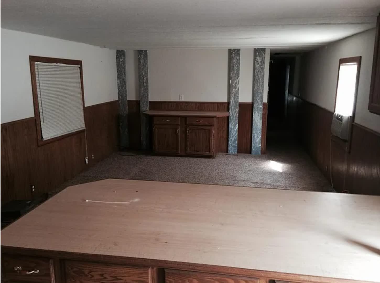 Cozy 2 Bed 1 Bath 1 Car Detached Garage – photo 3