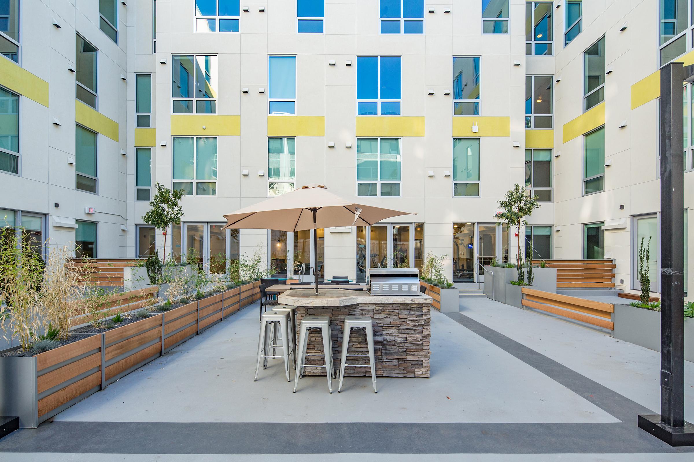Eviva Midtown – photo 5