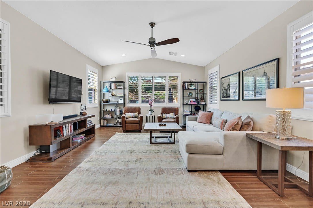 12270 Sandy Peak Avenue – photo 4