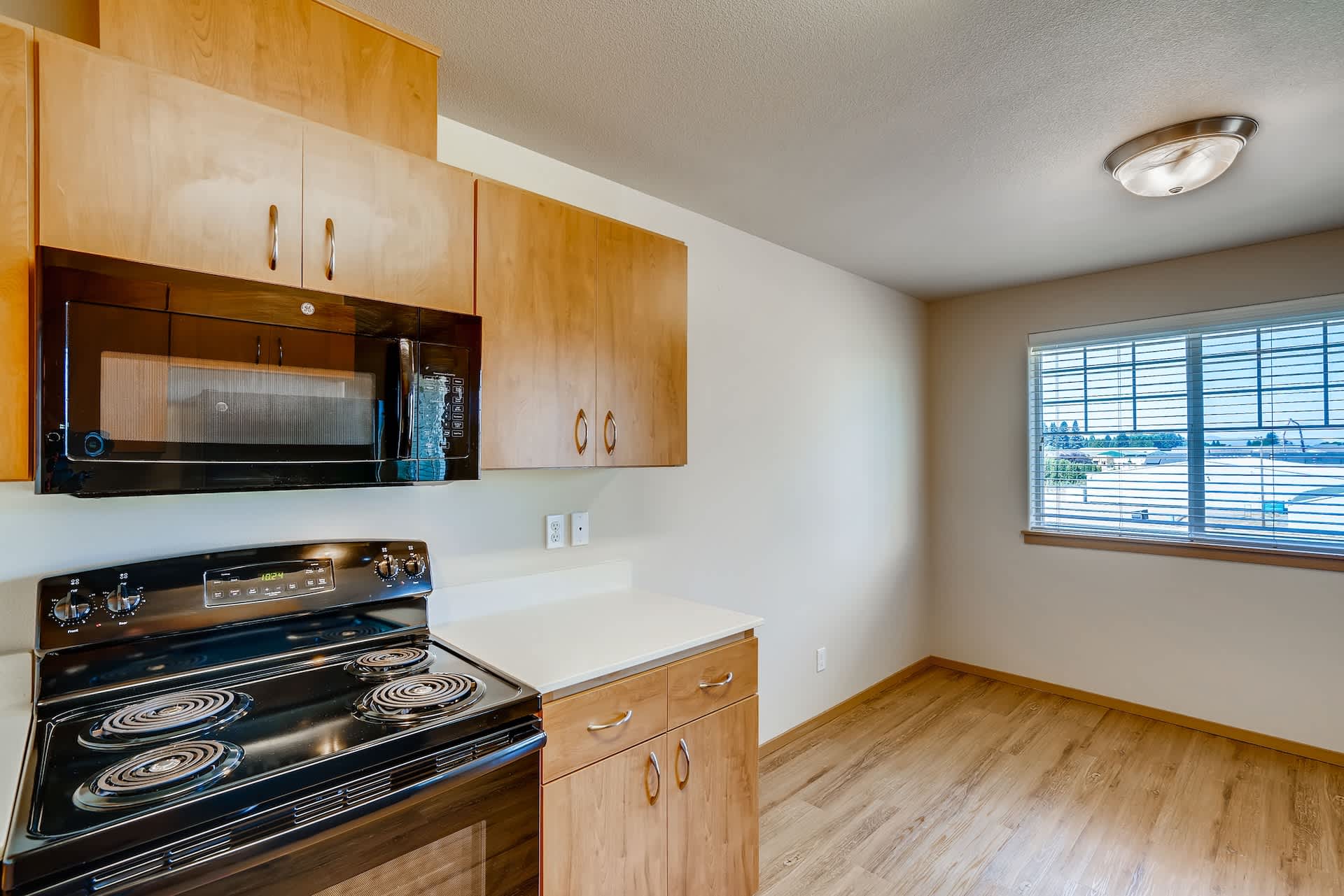 Fountain Village Apartment Homes – photo 5