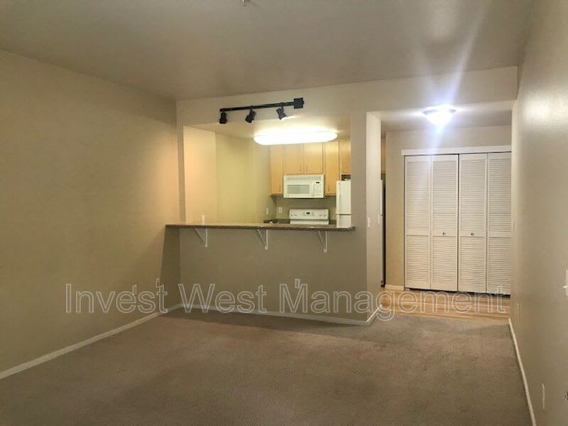 10800 SE 17th Circle – photo 2