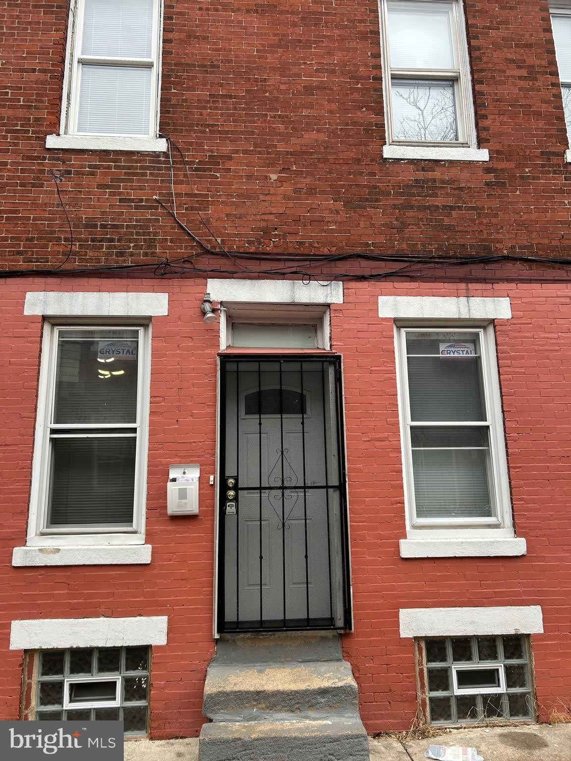 6140 VINE Street – photo 1