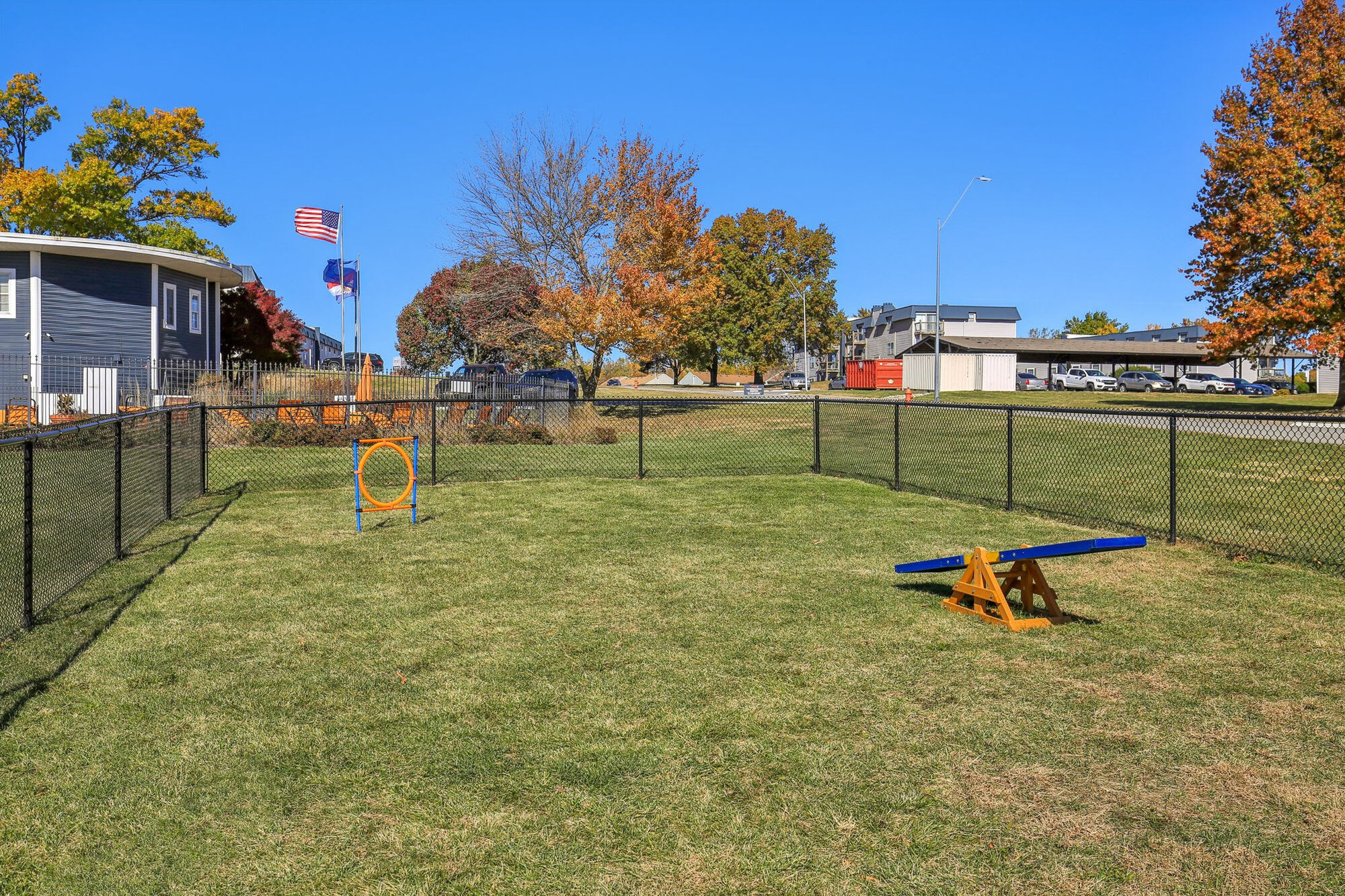 Latitude 72 Apartment Homes – photo 3