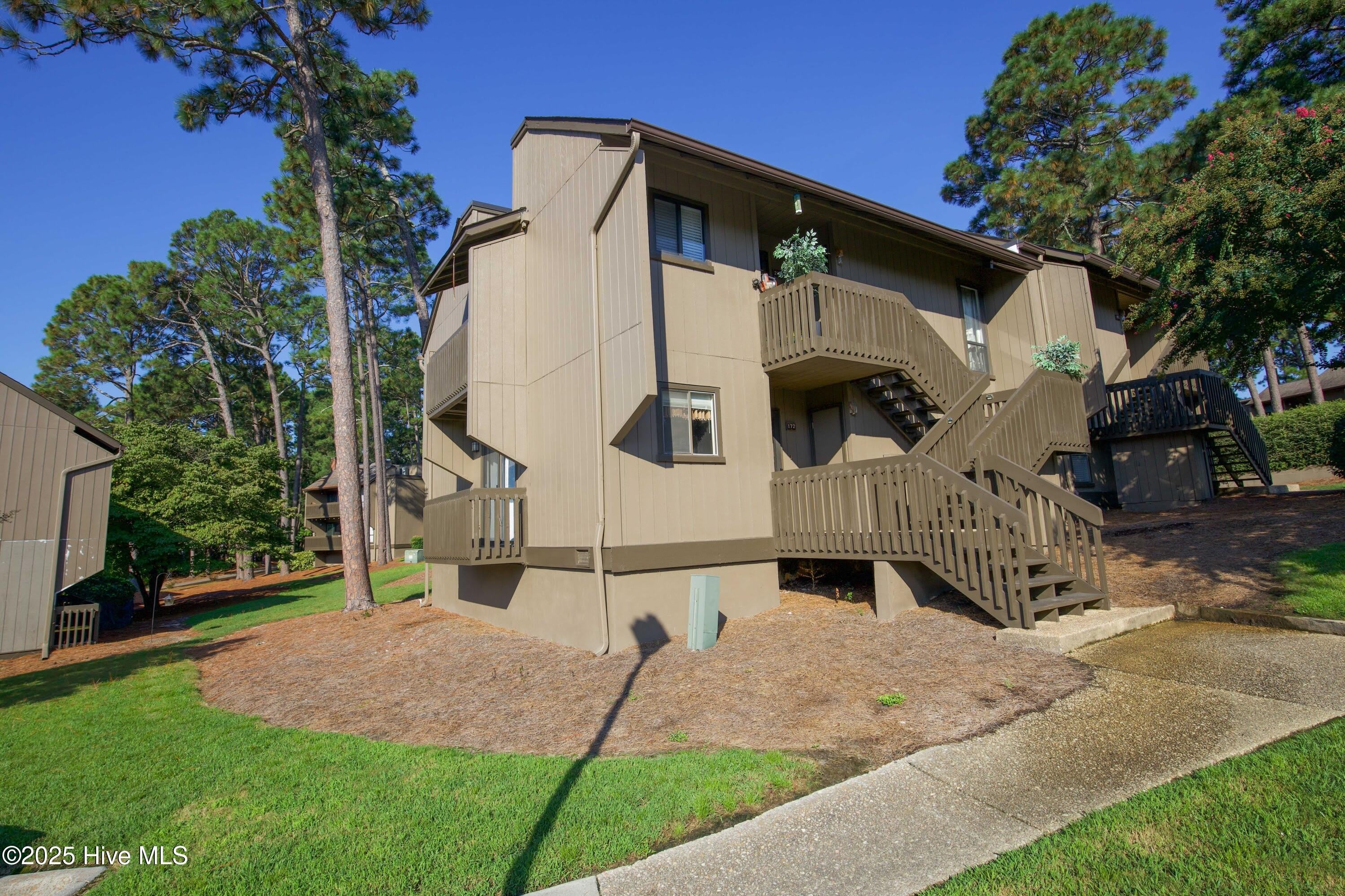 800 Saint Andrews Drive – photo 2