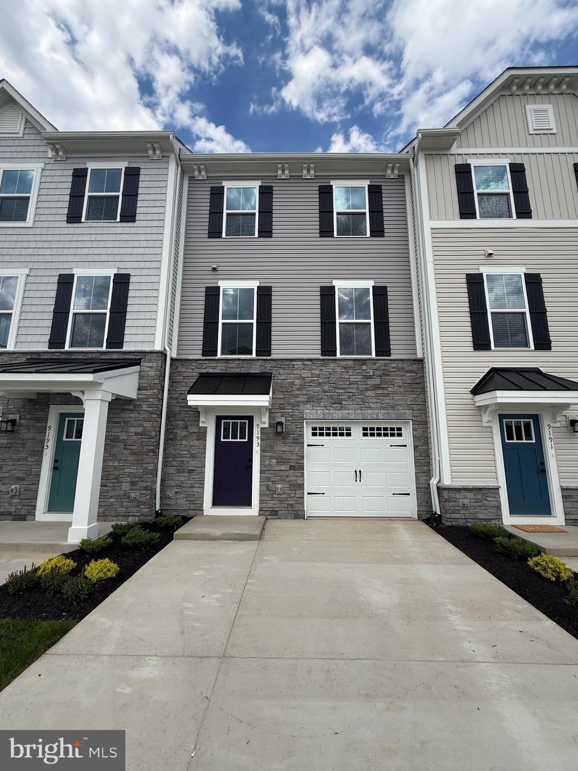 9193 EDENDERRY Drive – photo 1