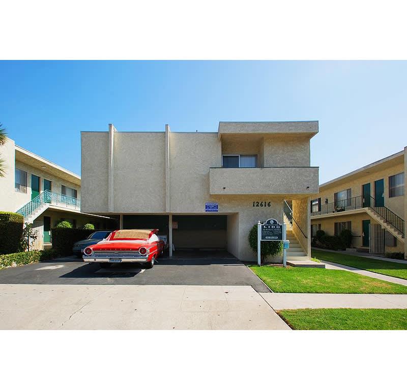 12616 12620 Caswel Avenue – photo 3