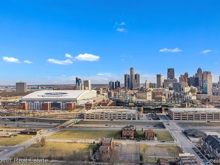 244 Alfred Street – photo 1