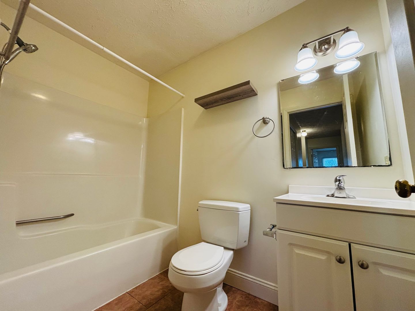 3 Bedroom 2 Bath Duplex – photo 5