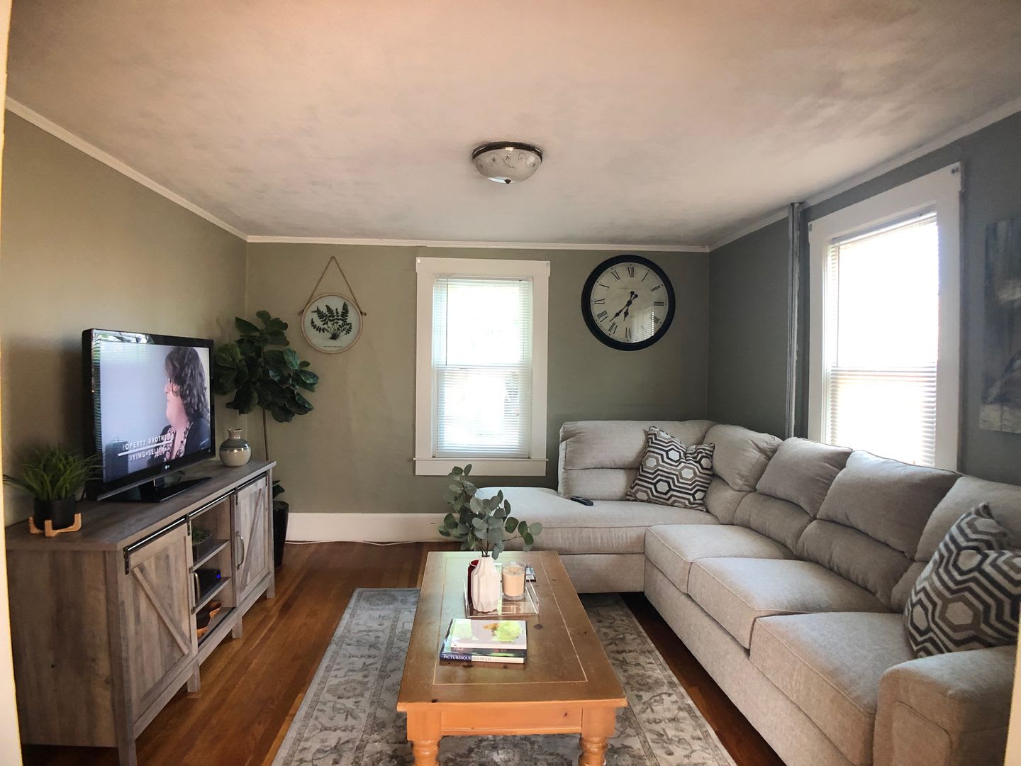 Amazing Location 2 Bed Duplex In Nonantum – photo 3