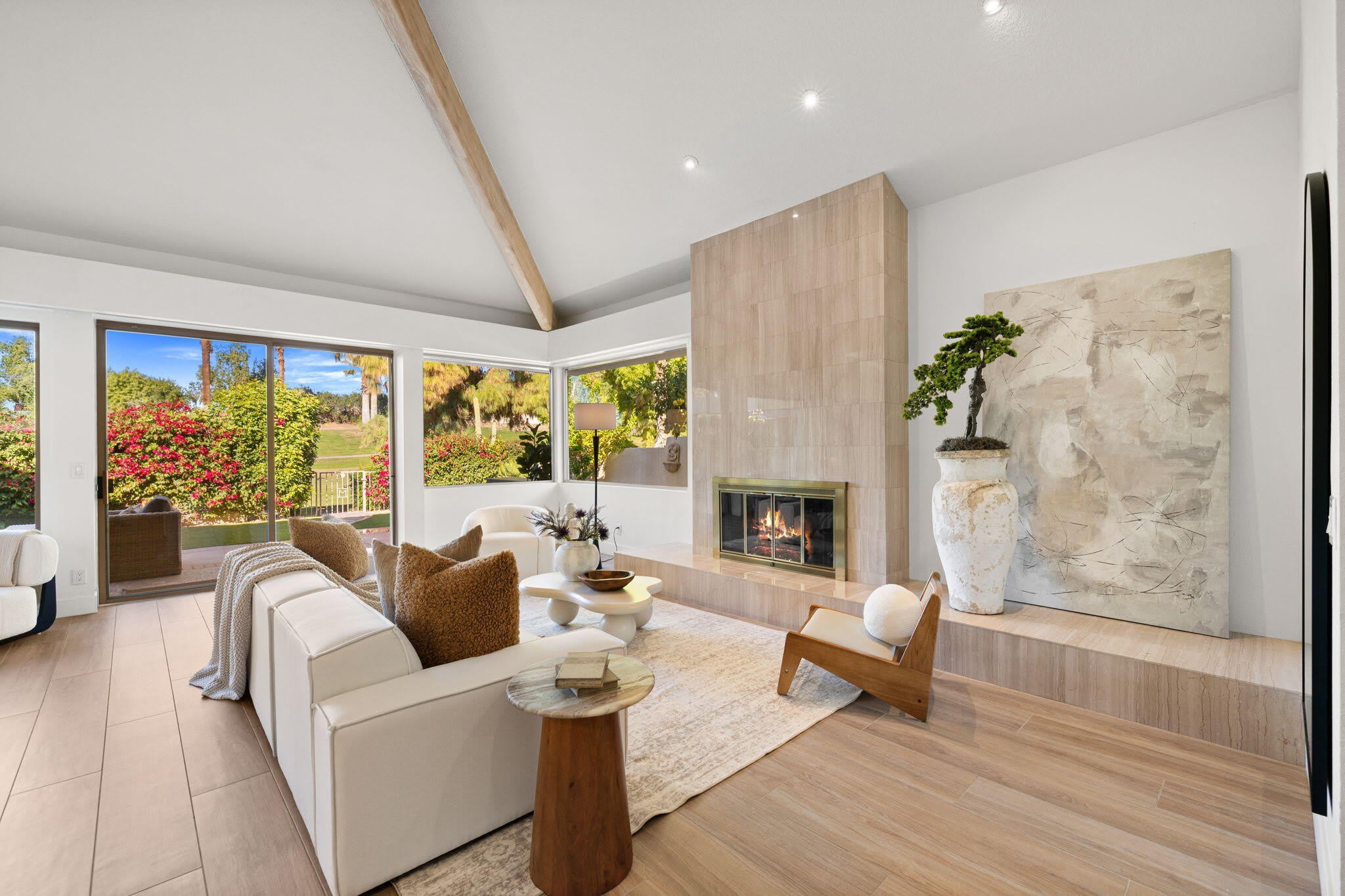47 N Kavenish Drive – photo 4