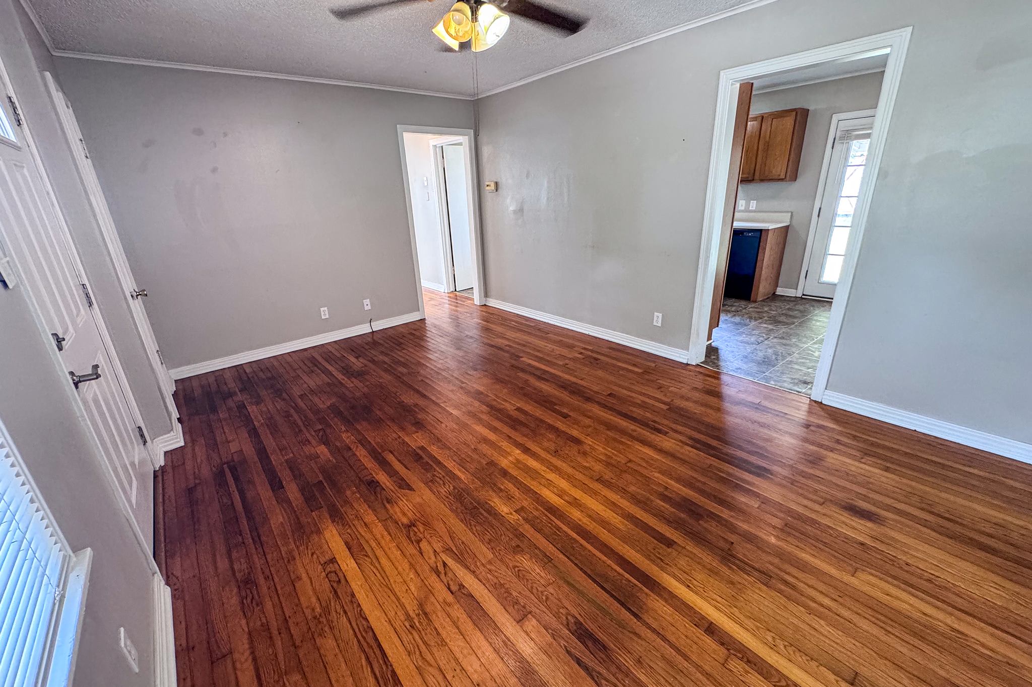 408 Troutt – photo 4