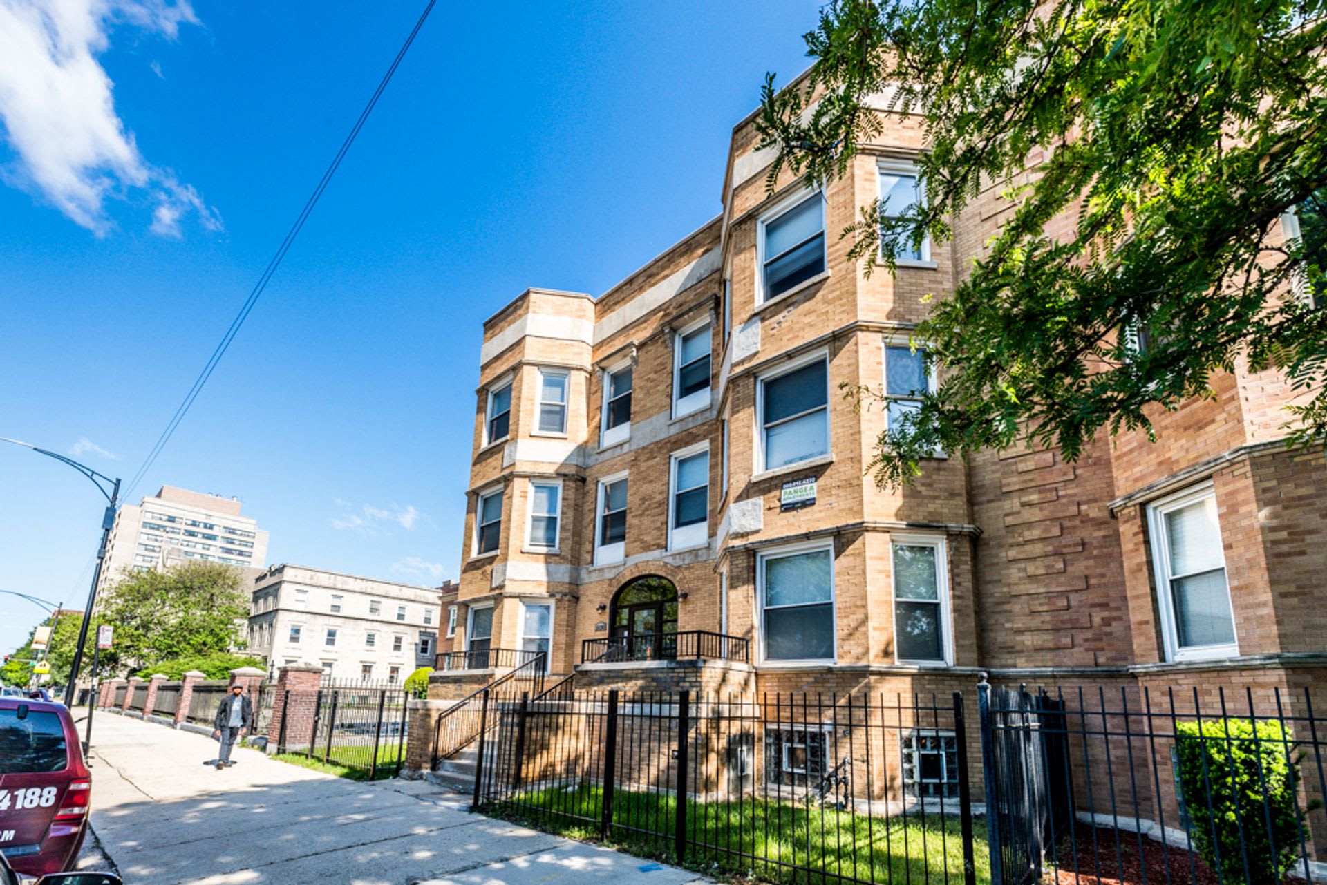 1030 E 47th St – photo 3