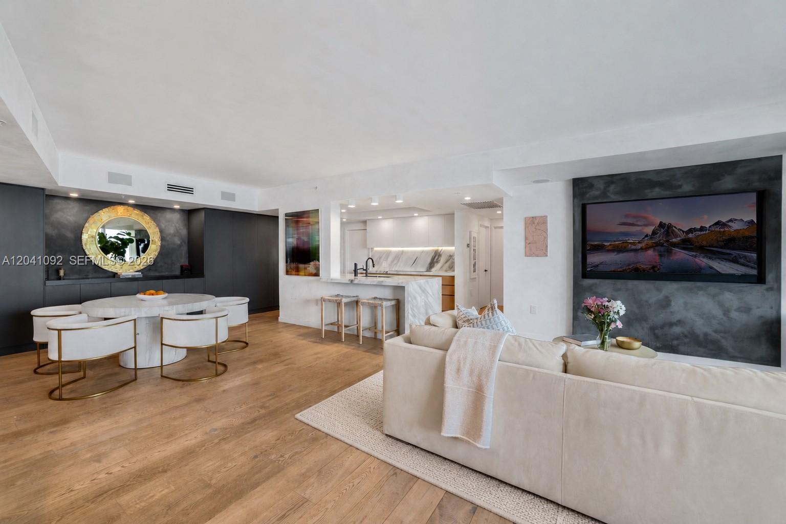 400 Alton Road – photo 5