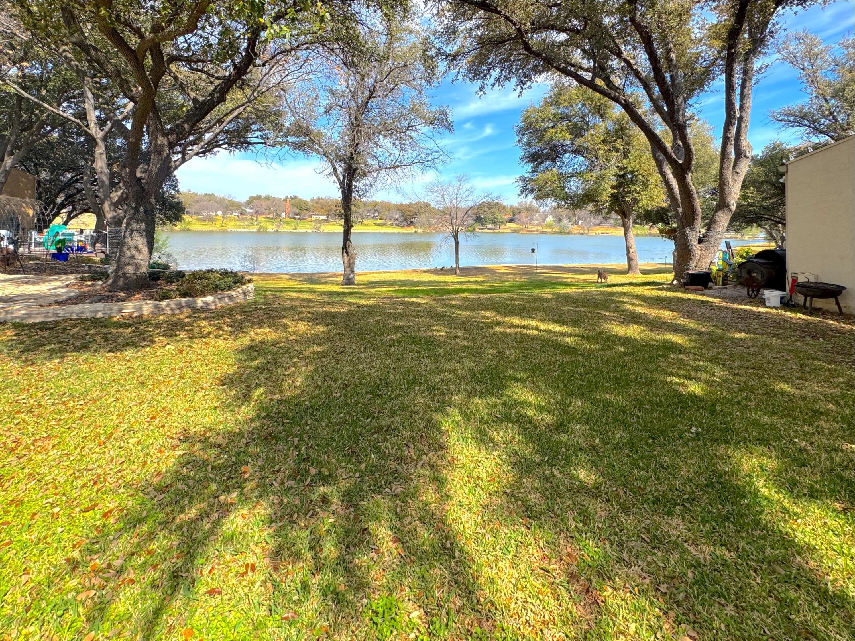 2542 Lindenwood Drive – photo 1