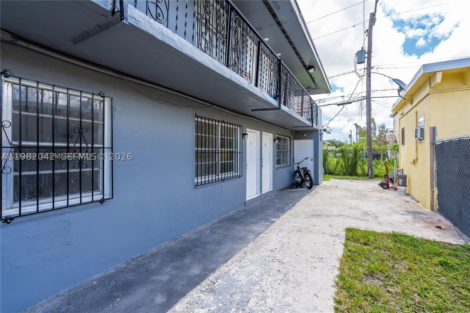 1445 NW 2nd Ave – photo 4