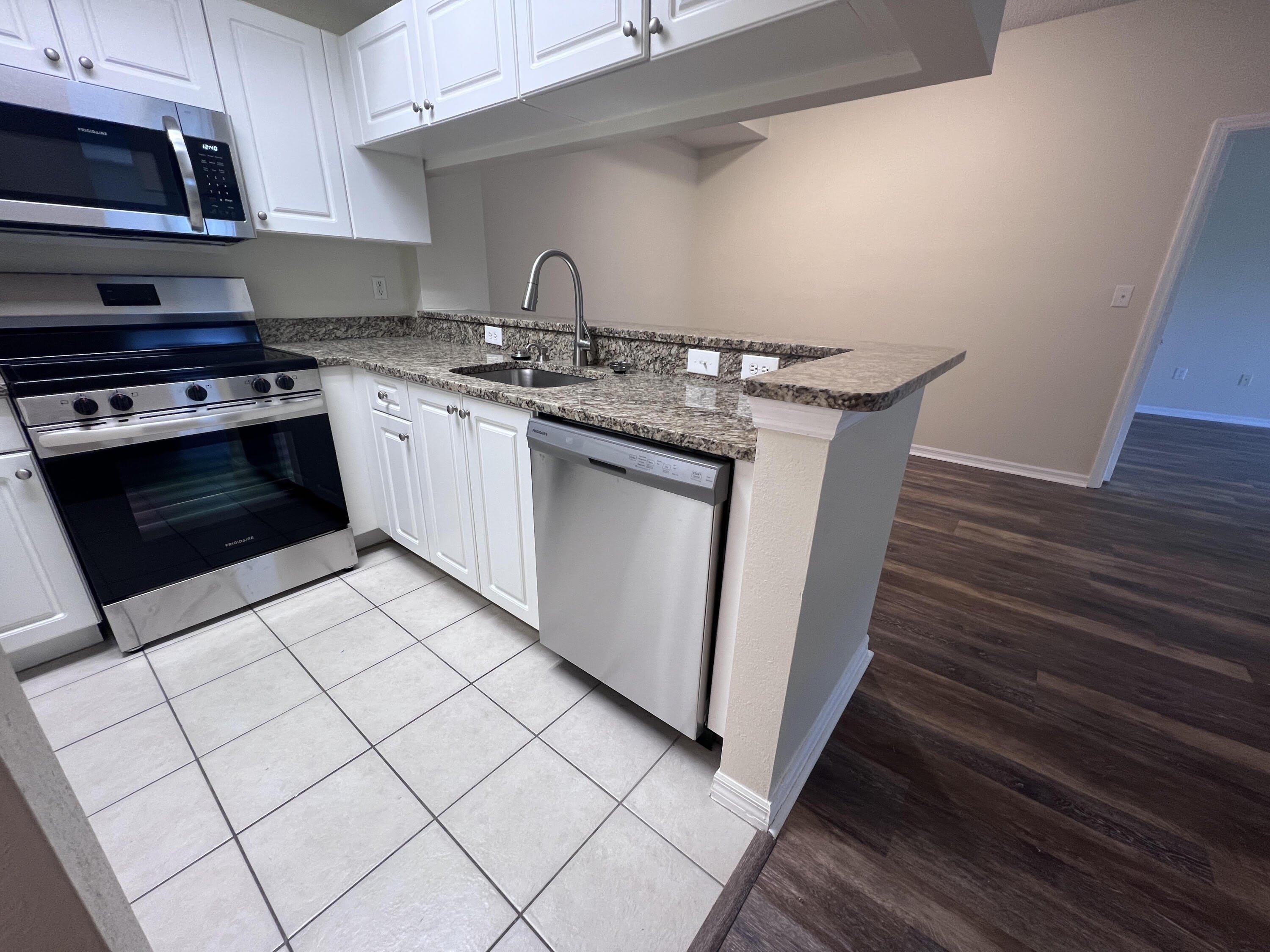 2802 SARENTO Place – photo 3
