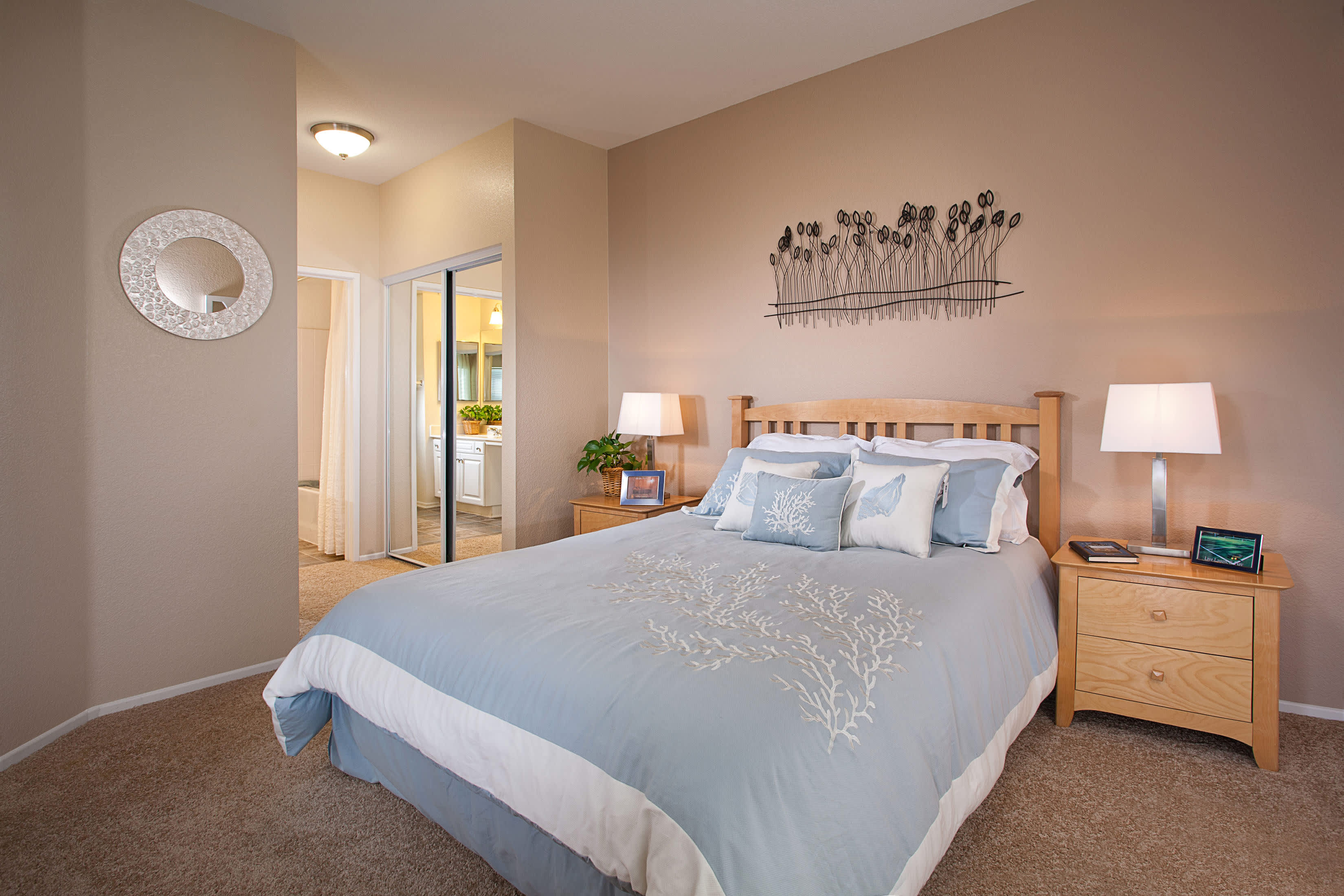 Elegantly Crafted Tantalizingly Spacious 4 Bedroom Home On Day Creek – photo 4
