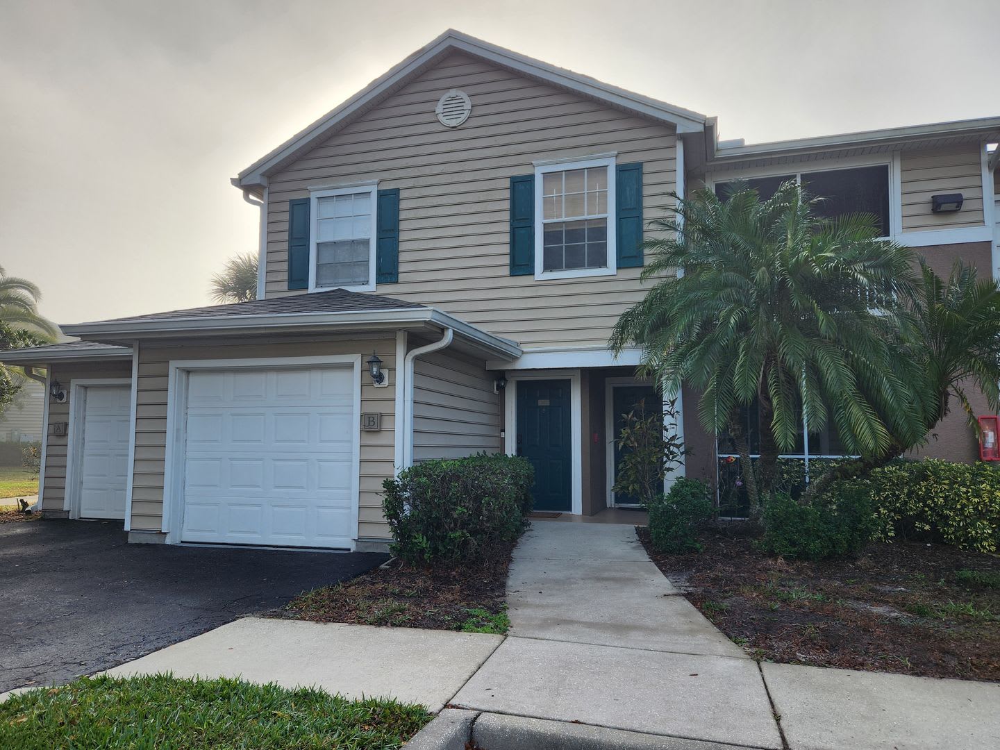 8926 Manor Loop Unit 201 Lakewood Ranch Fl 34202 – photo 2