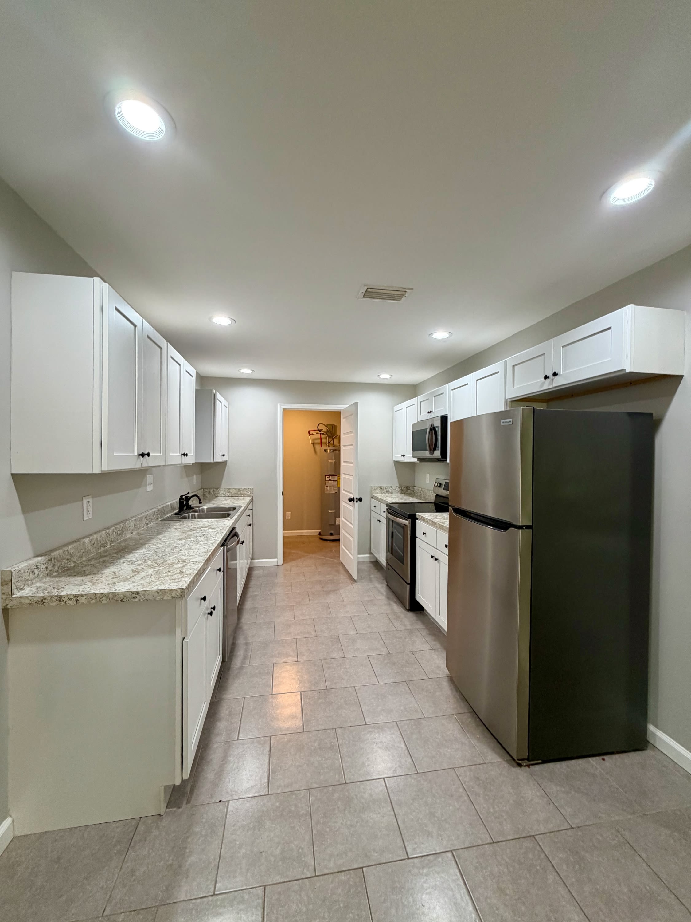 25105 Lavinia Avenue – photo 2