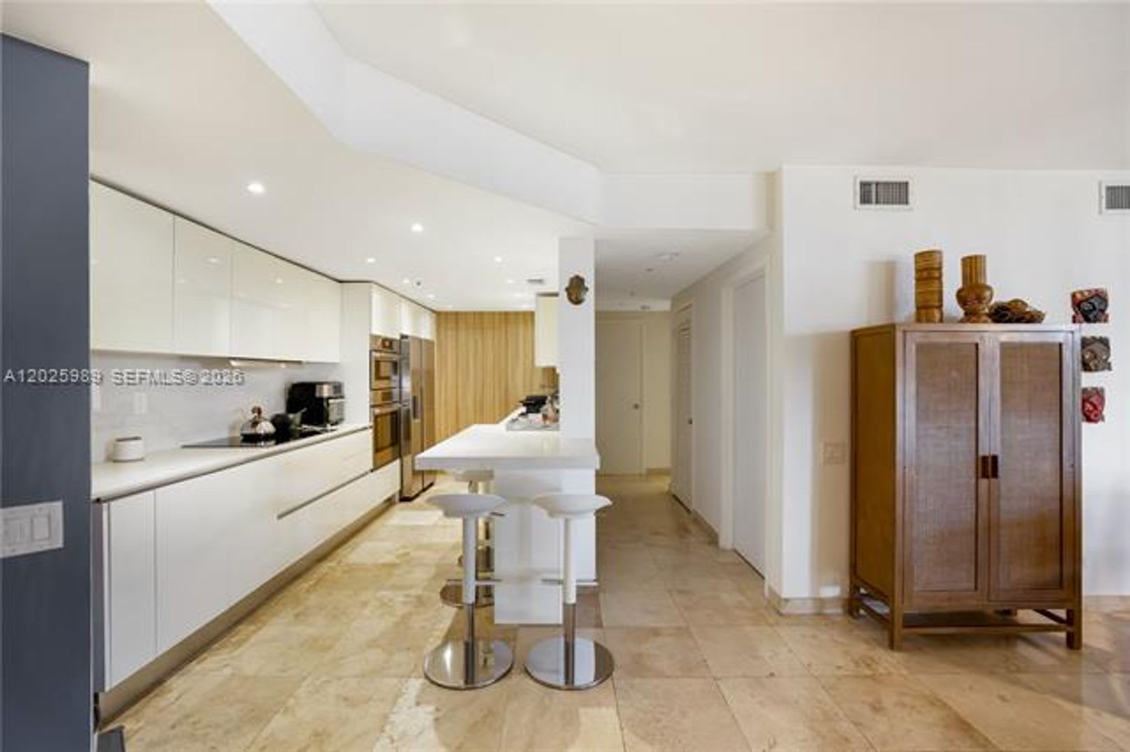 701 Brickell Key Blvd Cu 512 Miami Fl 33131 – photo 4