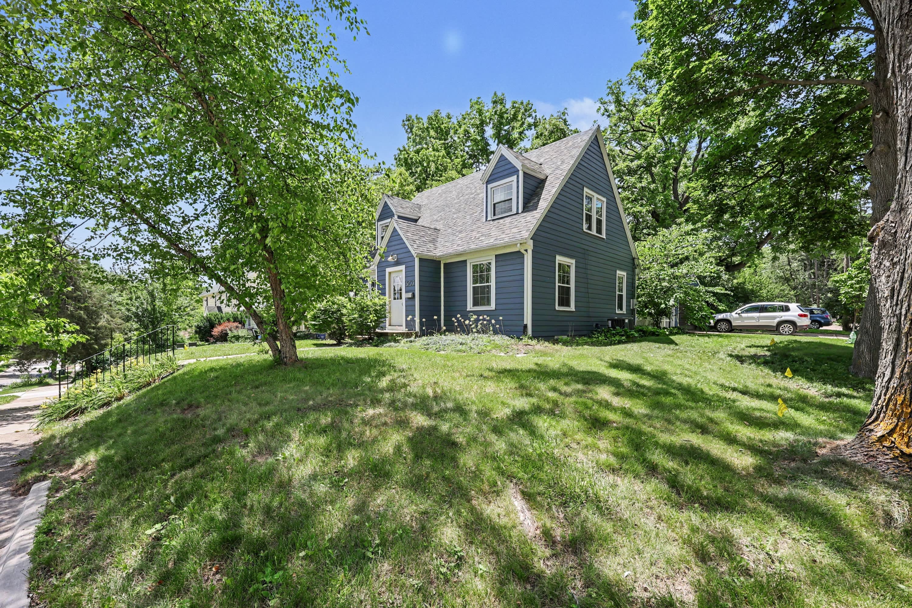307 Doty Avenue – photo 2