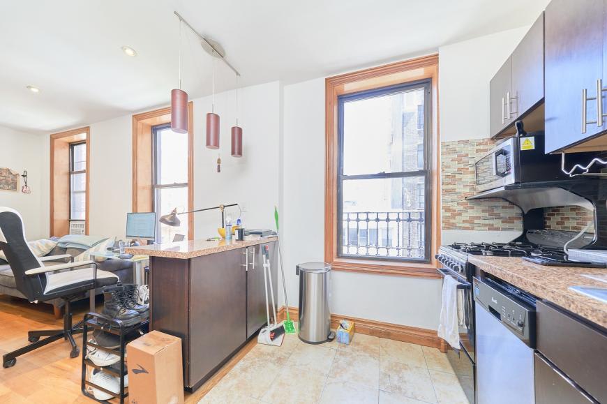 362 West 36Th Street – photo 5