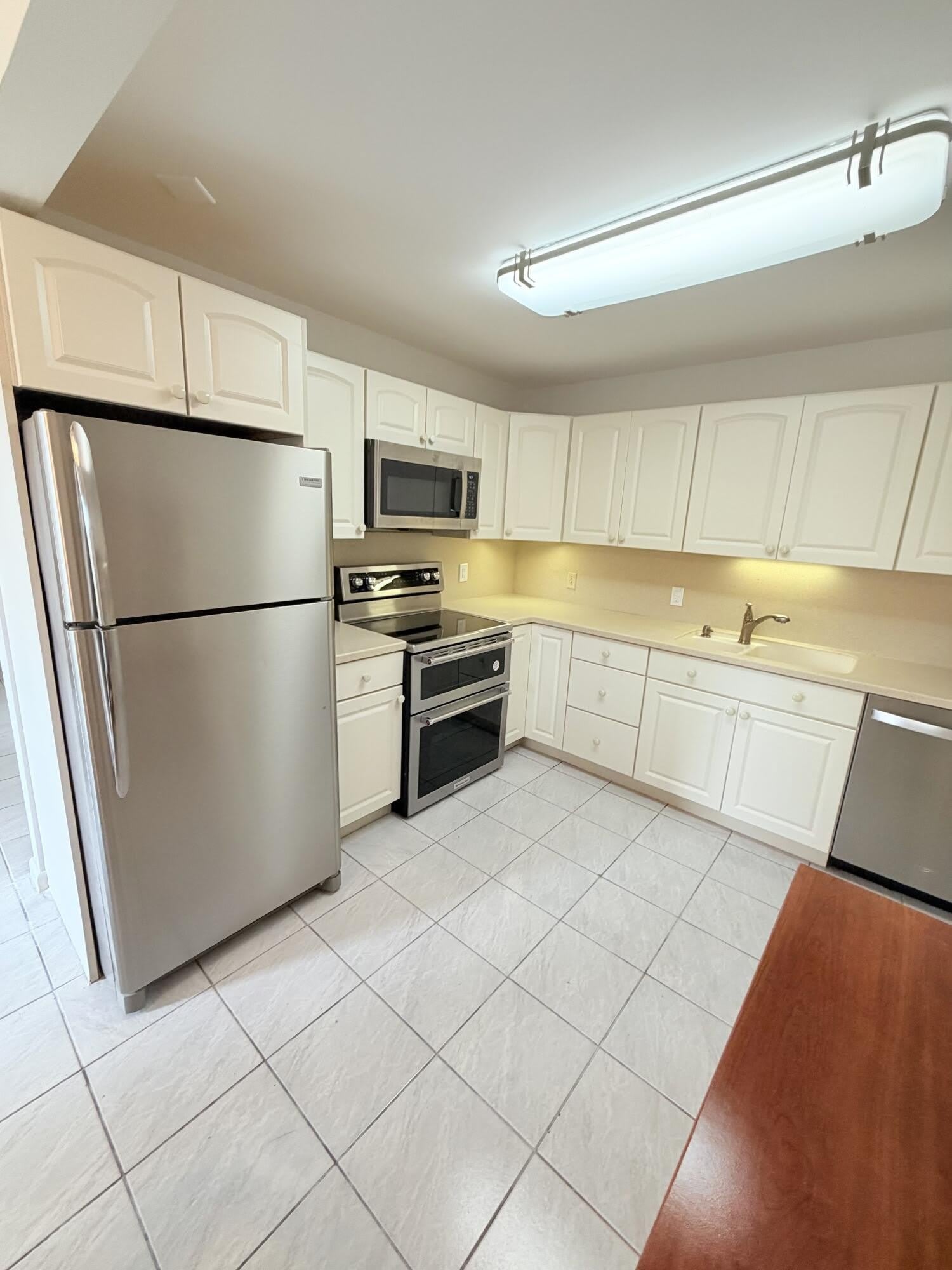 1004 Newcastle A – photo 2