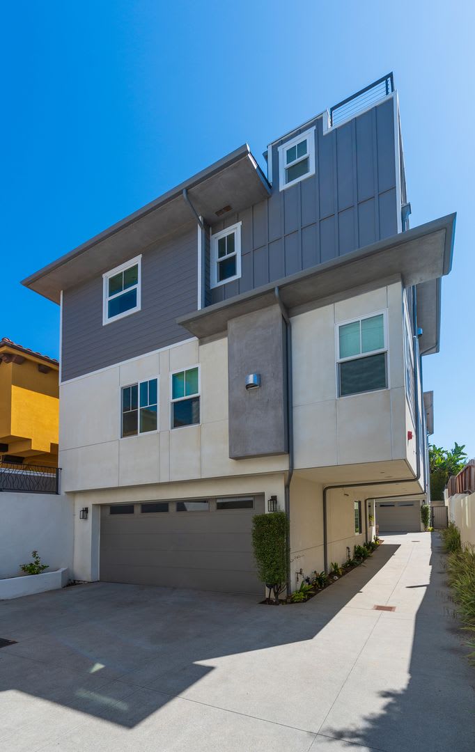 Modern Redondo Beach Townhome – photo 1