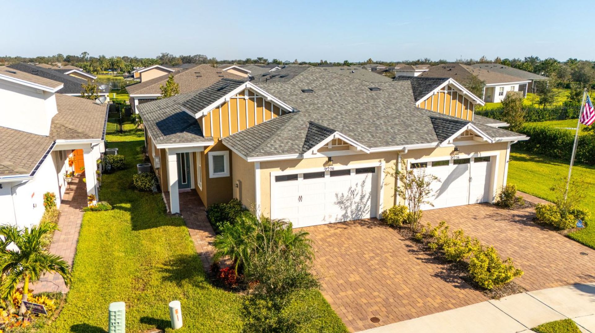Modern 2-Bedroom, 2-Bath Duplex – 2278 Datura Loop 55+ Community – photo 3