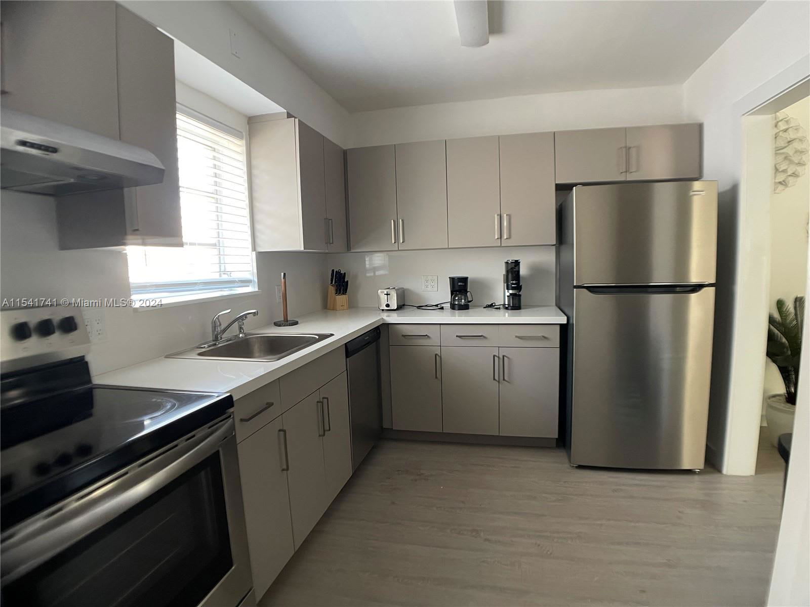 2919 Southwest 25th Terrace – photo 5