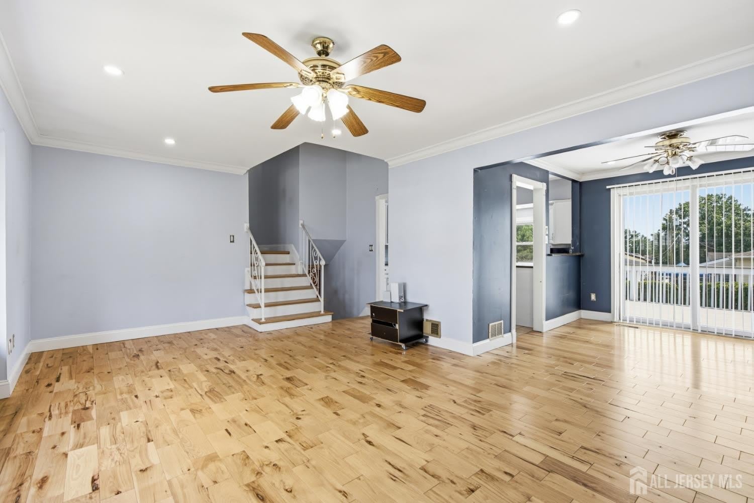 264 E George Place E – photo 5