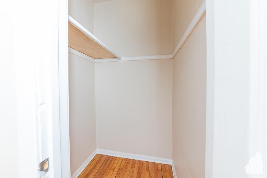 3749 W Sunnyside Ave – photo 1