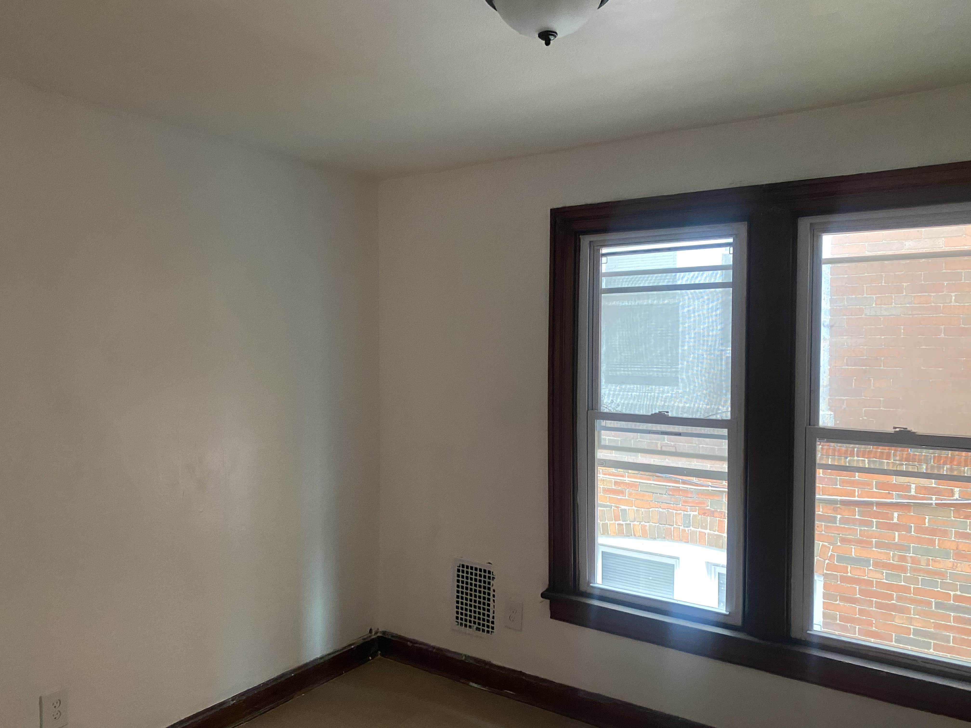 227 N Locust St – photo 3