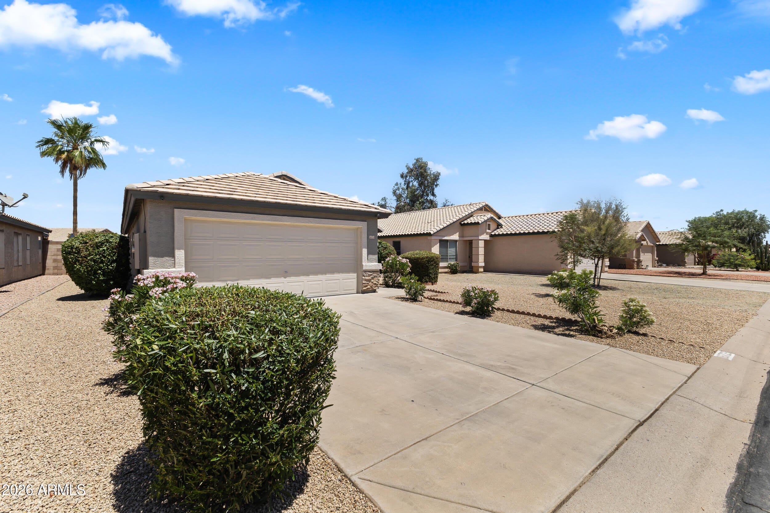 16723 N 160TH Avenue – photo 1