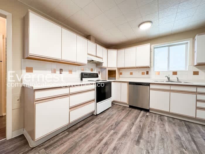 1800 South Washington Street – photo 4