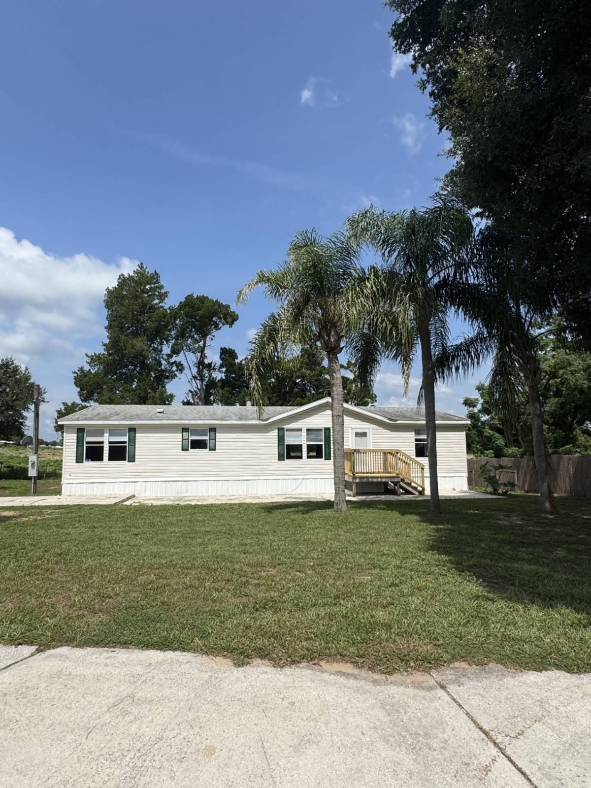 11306 Ewing Dr. – photo 1