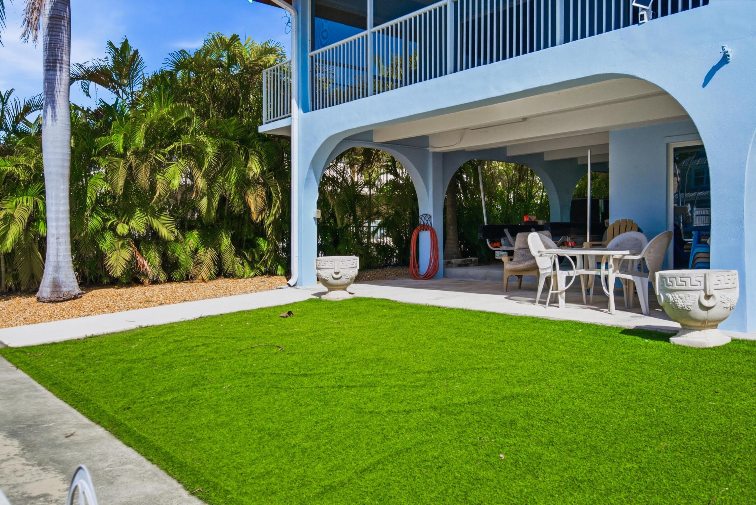 138 N Indies Drive – photo 2
