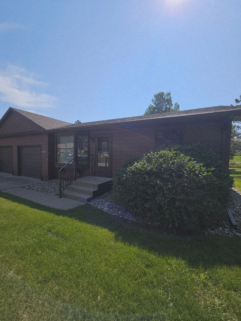 2 BEDROOM – photo 1