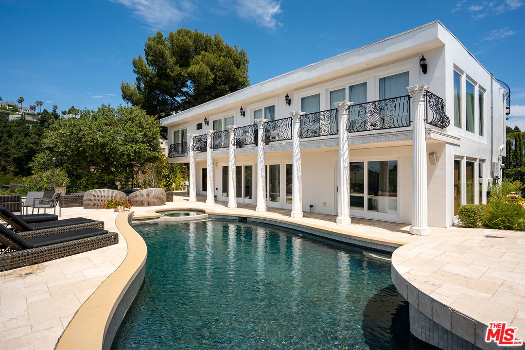 8020 Zeus Drive – photo 1