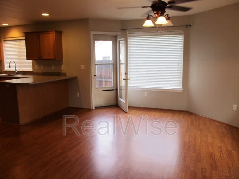 3015 Merriman – photo 4